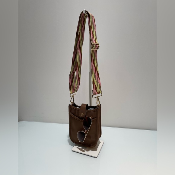 Chevron Guitar Strap Cross Body Bag - Picture 4 of 5